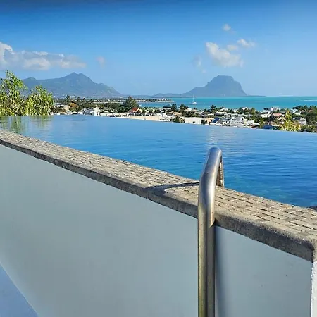 Design Loft-Private Pool Apartment